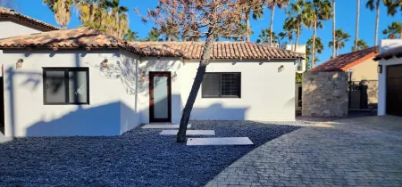 Hacienda Christopher Scott 2 bedroom Casita In Loreto with pickleball court