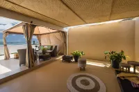 Private Hilltop Retreat, Spectacular View, Minutes to Kailua Beaches! 카내오헤 호텔