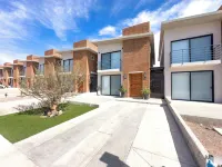 Cozy Villa in the Heart of San Carlos - บังกะโล