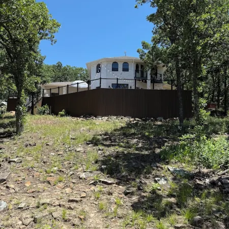 INCREDIBLE Lakehouse on Skiatook Lake! 4 bed/4 bath- HUGE deck overlooking lake!