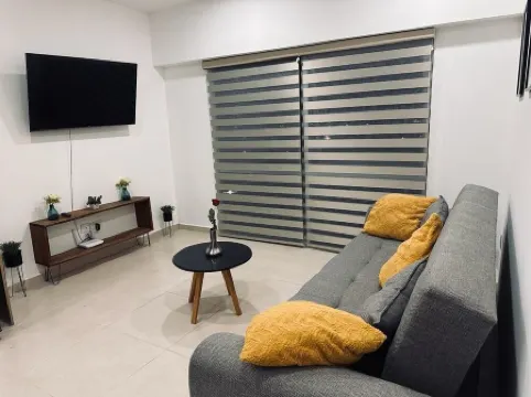 Hermoso Departamento, a 10 Minutos de la Perla, Mariano Otero, Akron, Periferico