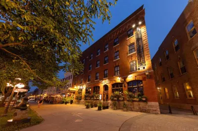Hôtel des Coutellier Hotels near Gare du Palais
