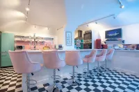 Insta perfect Somerset Kitchen Disco