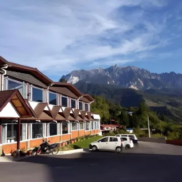 Nabalu Kundasang Hotels near Hounon Ridge Farmstay & Camping
