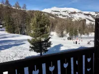 Beautiful apartment in residence with swimming pool Hotels in Vars - Les Claux