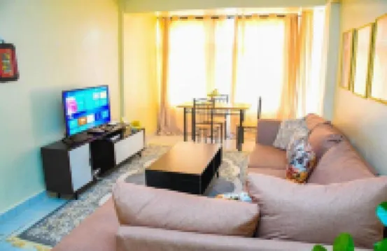 Cosy 2 Bedroom Apartment Master Ensuite! 5 Minutes from Town Center Isukha ICHINA酒店
