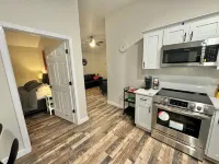 The Cardinal. Newly built 1-bedroom cottage w/ WiFi and AC in delightful Muncie