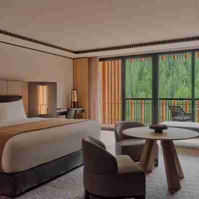 Aman Rosa Alpina Rooms
