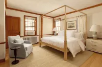 Sawyer House - 2 Sao