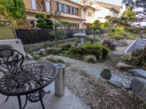 Guest House Hiiragi Hotels near Yamanakako Onsen Benifuji no Yu hot spring