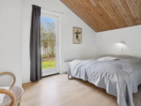 "Amanda" - 30km from the Sea