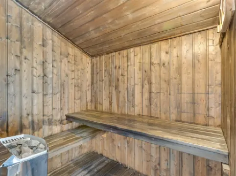 "Arny" - 1.5km from the Sea