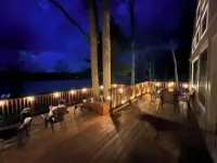 Lakefront w/ PrivateDock Fishing Beach 2Kayaks Firepit Fireplace Foosball