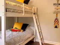 Cozy Angola Cottage by the Beach Hotele w: Evans