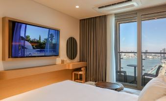 Hotel Around Sokcho