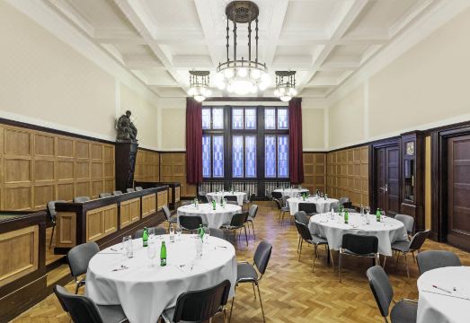 머큐어 오스트라바 센터