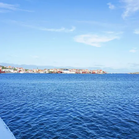 2 person holiday home in Gullholmen