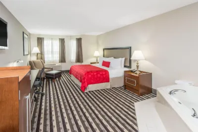 Ramada by Wyndham Springfield North Hotels in Springfield