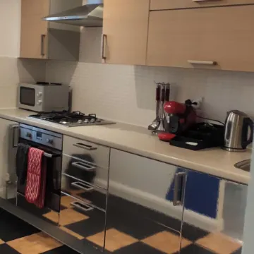 Apartment - Sleeps 4 - Parking - Station Close