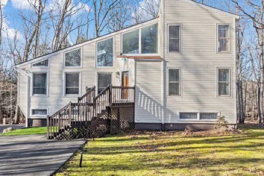 Luxury Open-Concept Retreat.Hot Tub.GameRoom.Hiking.Lake.Pool.Pet- Friendly.Evc!