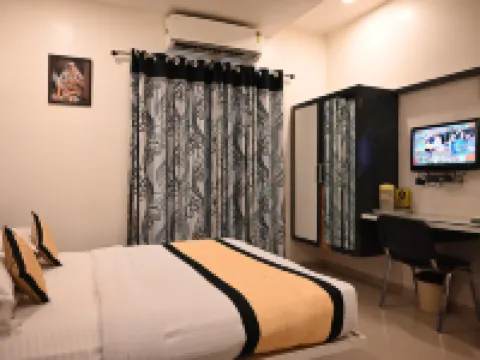 Hotel Shradha Saburi Palace シルディのホテル