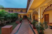 Vijaygarh Resort & Cottages with Private Pool