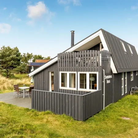 "Casandra" - 600m from the Sea