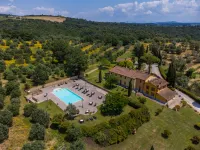 Montereggi Hotels in Capraia e Limite