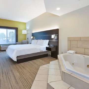 Holiday Inn Express & Suites CLEVELAND-RICHFIELD by IHG