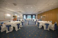 Holiday Inn NEWPORT by IHG - breakfast