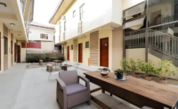 RedDoorz Plus @ Casa Lucia Sindalan San Fernando City Pampanga Hotels in San Fernando