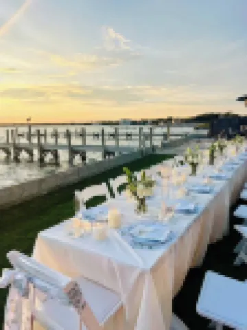 Black Swan: Beachfront Home w/ Year-Round Jacuzzi