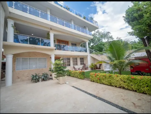 2 Guests 1Bed Studio 3Min to Beach and Main Street فنادق في سوسوا