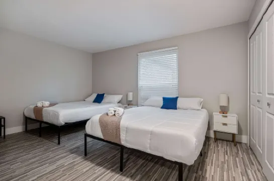 Spacious 2BR 1BA Haven - Perfect for Families