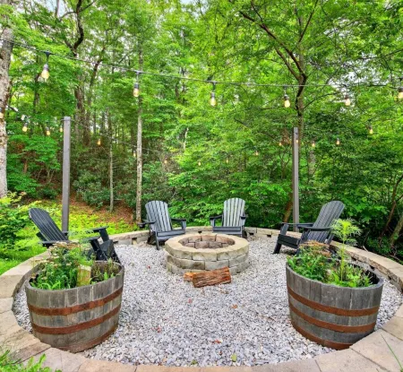 Near Linville Gorge & Ski Resorts (sleeps 8)