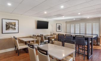 Best Western Plus Madison Inn