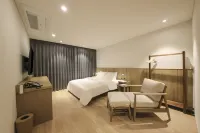 Dangjin Cubist Hotel - 3-نجوم