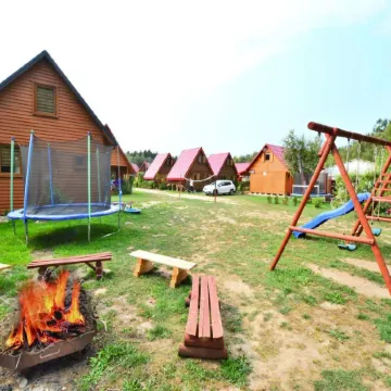 2 Bedroom Holiday Home With air Conditioning