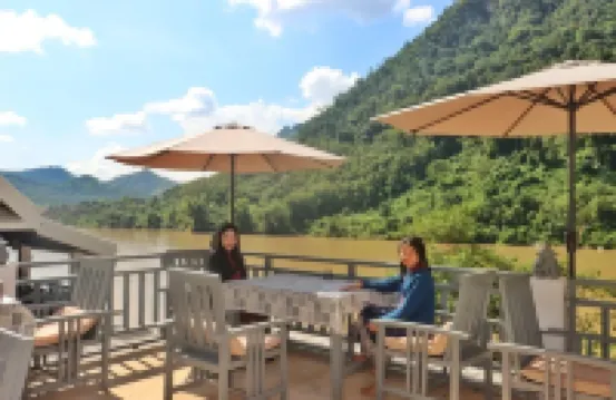 Dokchampa River View Villa