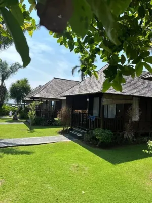 Balangan Surf Resort Hotel berhampiran Pantai Balangan