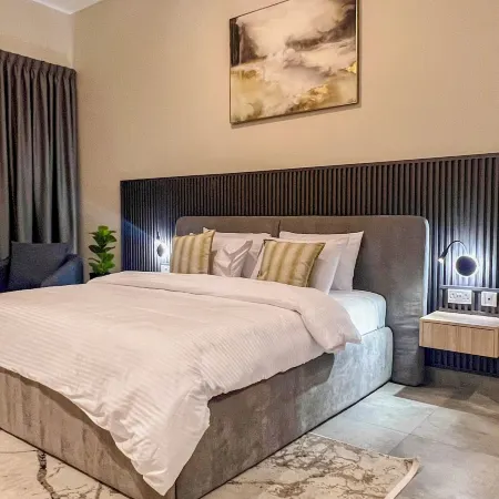 Anthonian Suites