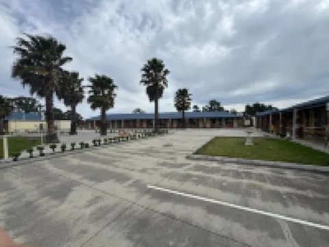 馬魯蘭汽車旅館 古爾本酒店