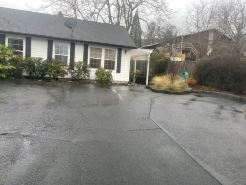 Charming carriage house in Ashland near downtown