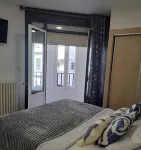 New J&J Hostel Hotels in Ourense