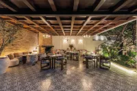 Villa Ganz Boutique Hotel - servizio colazione