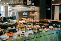 Iceland Parliament Hotel, Curio Collection by Hilton - breakfast