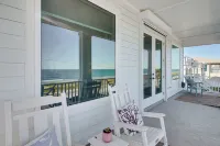Oceanfront Retreat in Flagler Beach! Bright Apt - 3-Star