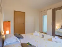 Holiday House Balen With Swimming Pool Hotels in Lisičić