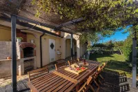 Holiday House with Pool Villa Seabird - Pools