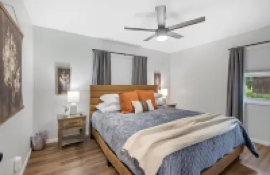 Family Friendly & Cheerful Blue Jay Ranch House close to KSU stadium